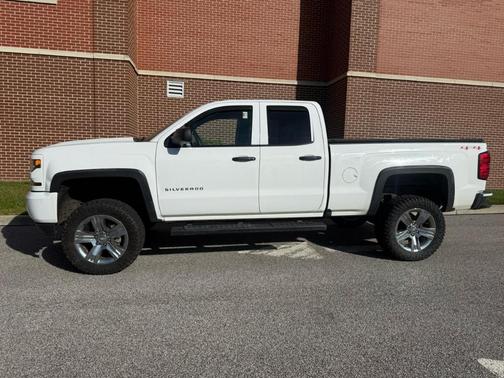 White 2016 Chevrolet Silverado 1500 Custom