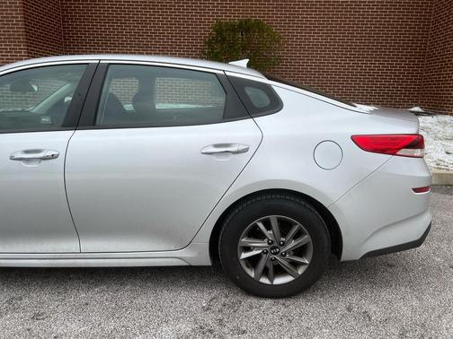 2020 Kia Optima LX