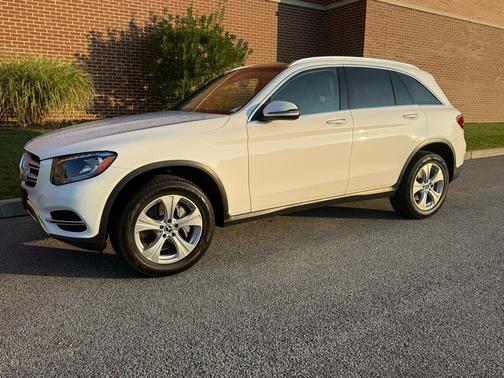 2017 Mercedes-Benz GLC 300 4MATIC
