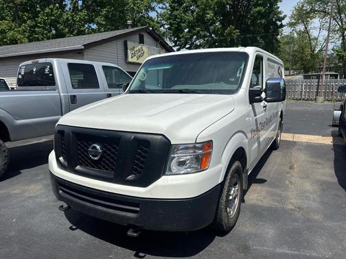 Glacier White 2021 Nissan NV Cargo NV2500 HD SV V6/SV V8