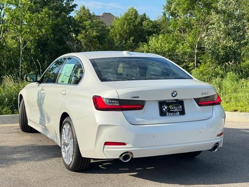 2025 BMW 330 i xDrive