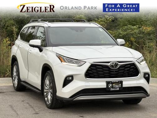2023 Toyota Highlander L