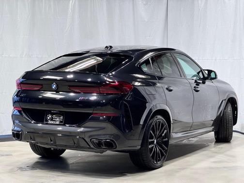 2025 BMW X6 M60i