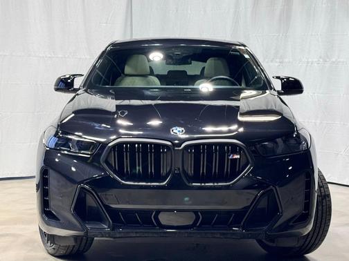 2025 BMW X6 M60i