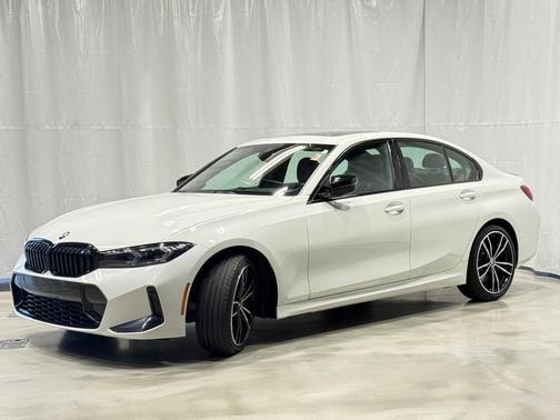 2023 BMW 330 i xDrive