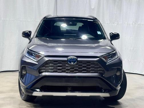 2020 Toyota RAV4 Hybrid XSE