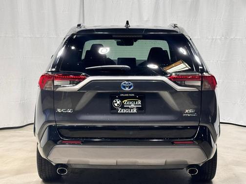 2020 Toyota RAV4 Hybrid XSE