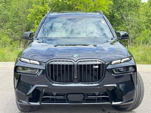 2026 BMW X7 M60i