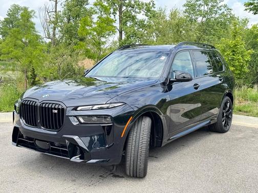 2026 BMW X7 M60i