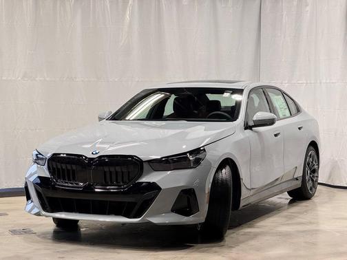 2026 BMW 530 i xDrive