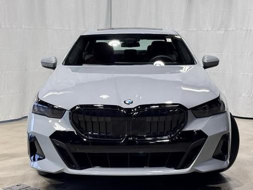 2026 BMW 530 i xDrive