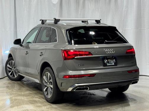 2023 Audi Q5 45 S line quattro Premium