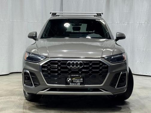 2023 Audi Q5 45 S line quattro Premium