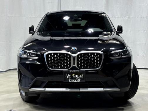 2024 BMW X4 xDrive30i