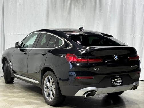2024 BMW X4 xDrive30i
