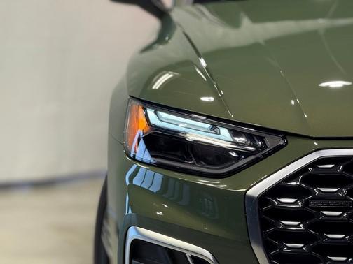 2023 Audi Q5 45 S line quattro Premium