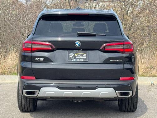 Black Sapphire Metallic 2021 BMW X5 xDrive40i