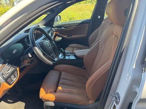 2023 BMW 530e 530e xDrive