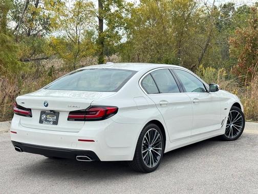 2023 BMW 530e 530e xDrive