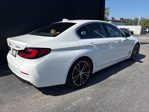 2023 BMW 530e 530e xDrive