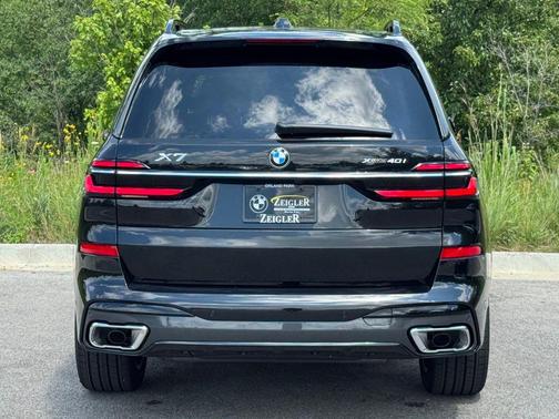 2026 BMW X7 xDrive40i