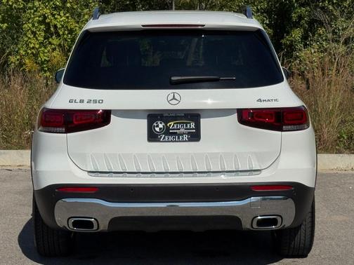 2022 Mercedes-Benz GLB 250 Base 4MATIC
