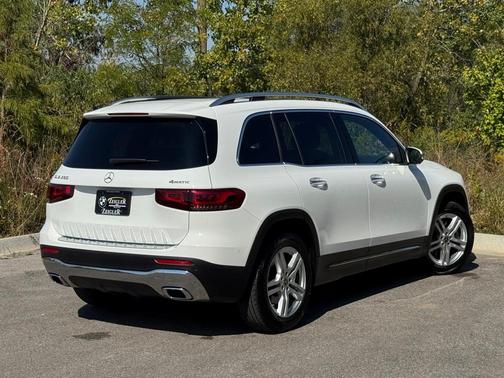 2022 Mercedes-Benz GLB 250 Base 4MATIC