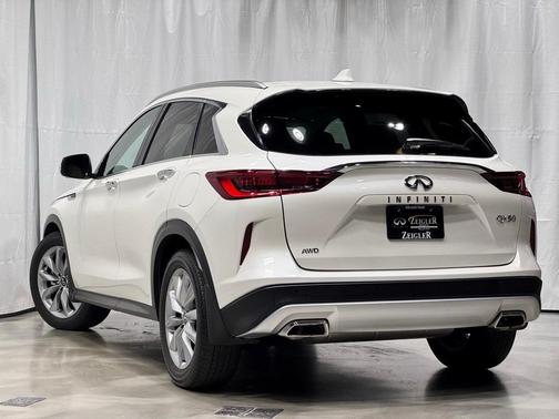 2022 INFINITI QX50 ESSENTIAL