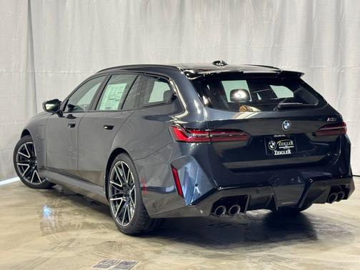 2026 BMW M5 Base