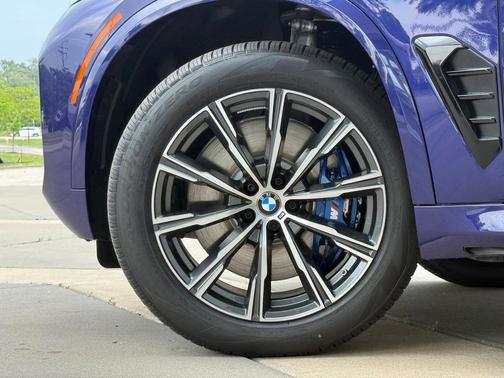 2026 BMW X5 M60i
