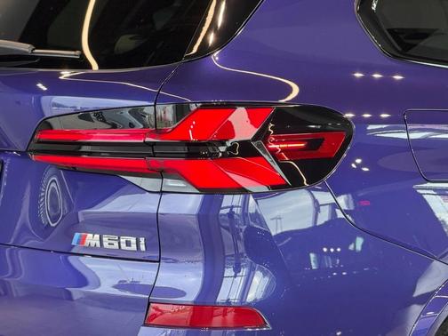 2026 BMW X5 M60i