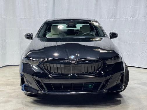 2026 BMW 530 i xDrive