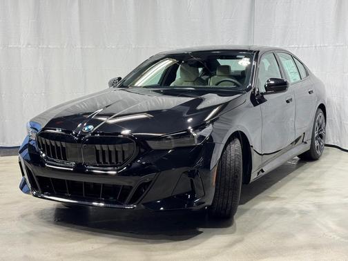 2026 BMW 530 i xDrive