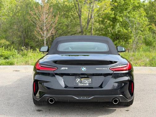 Black Sapphire Metallic 2026 BMW Z4 sDrive30i