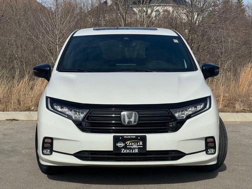 2023 Honda Odyssey Sport