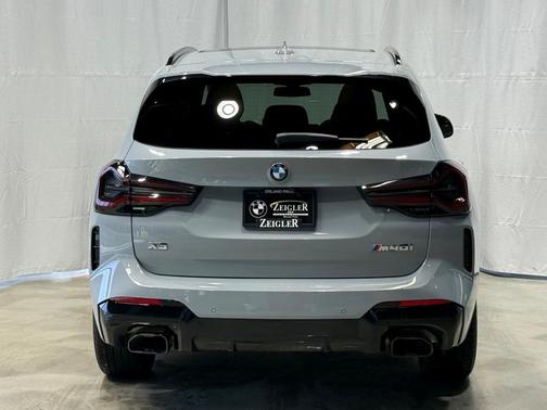 2023 BMW X3 M40i