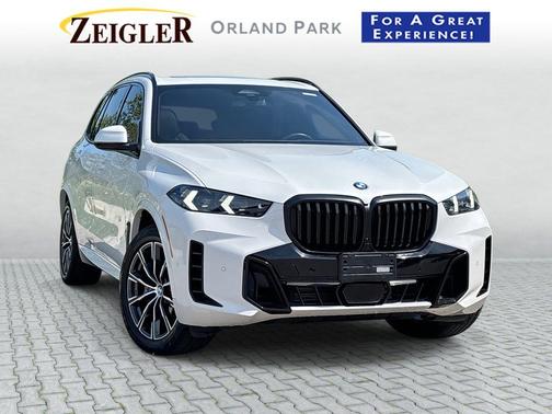 Mineral White Metallic 2025 BMW X5 xDrive40i