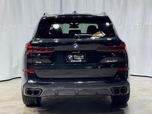 2026 BMW X5 M60i