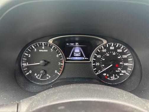 2020 Nissan Pathfinder S