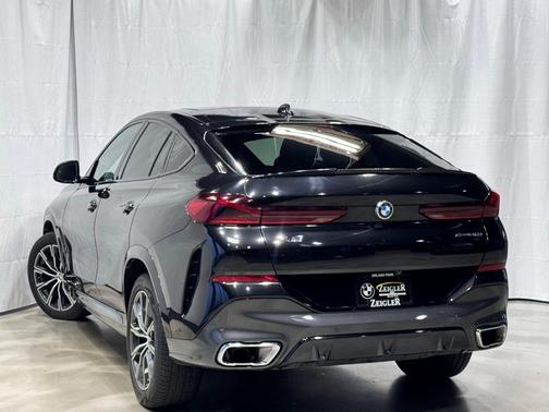 2023 BMW X6 xDrive40i