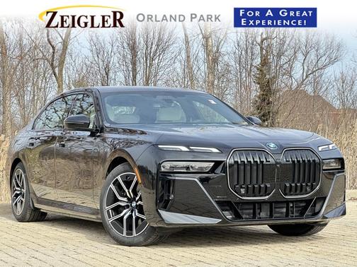 2025 BMW 750e xDrive