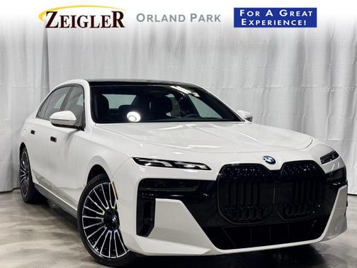 2026 BMW 740 i xDrive