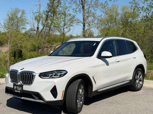 Mineral White Metallic 2023 BMW X3 xDrive30i