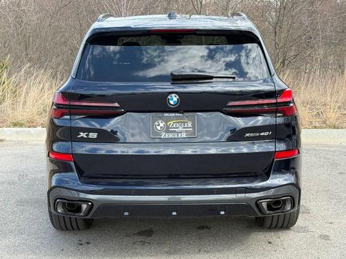 Black 2026 BMW X5 xDrive40i