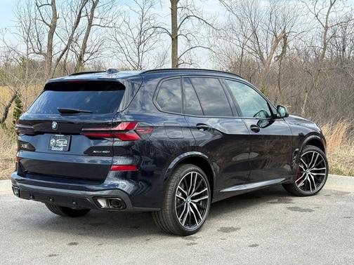 Black 2026 BMW X5 xDrive40i