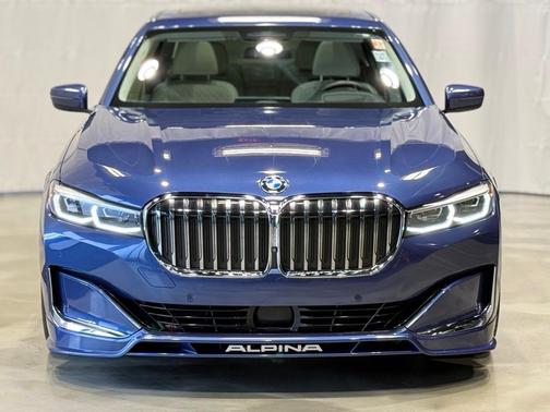 2022 BMW ALPINA B7 xDrive