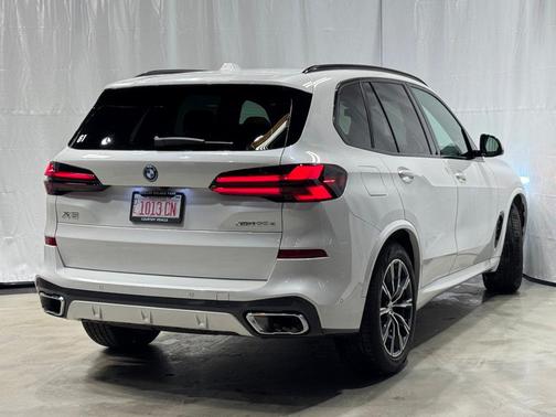 2026 BMW X5 PHEV xDrive50e