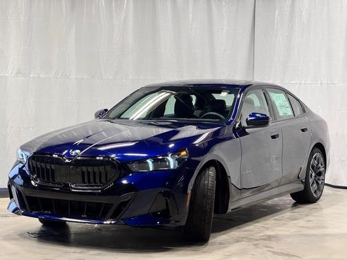 2026 BMW 530 i xDrive