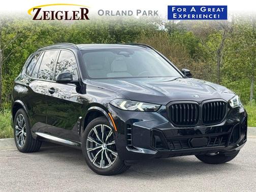 Carbon Black Metallic 2025 BMW X5 xDrive40i