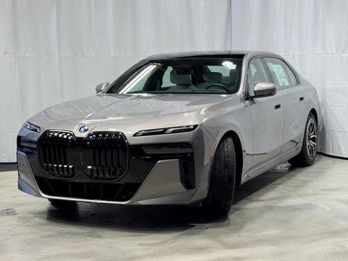 2026 BMW 760 760i xDrive